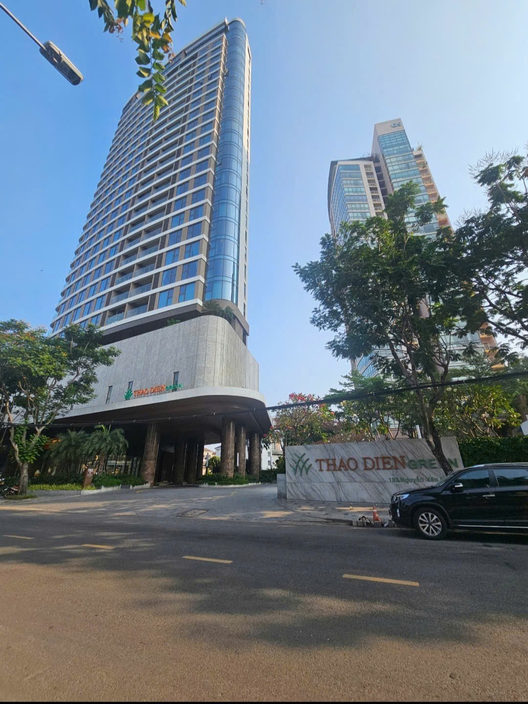 1b12308839.jpg